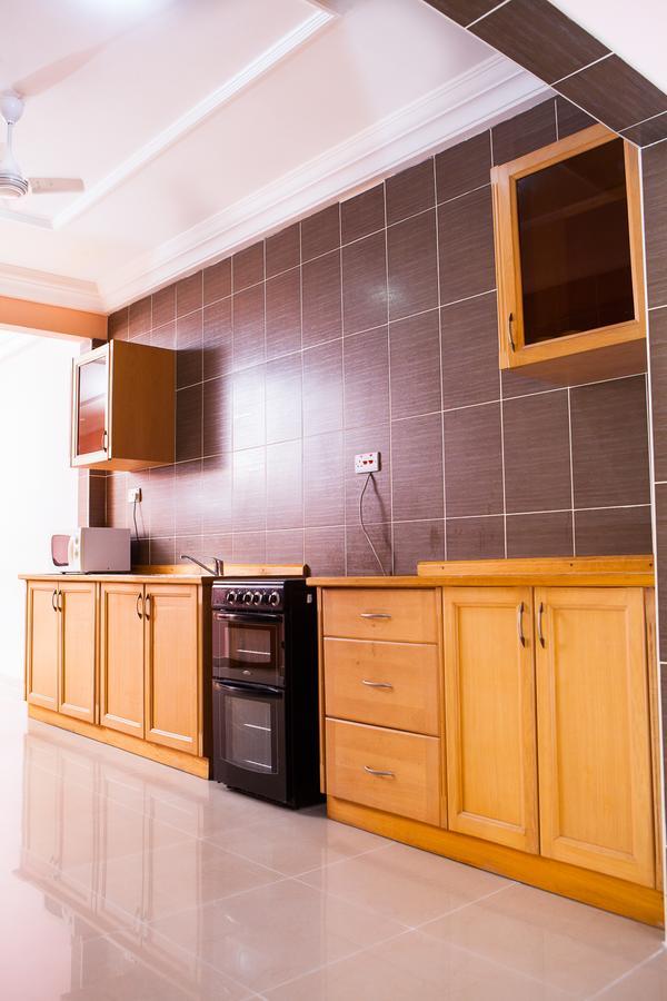 Maxwell Court Apartments Akra Dış mekan fotoğraf