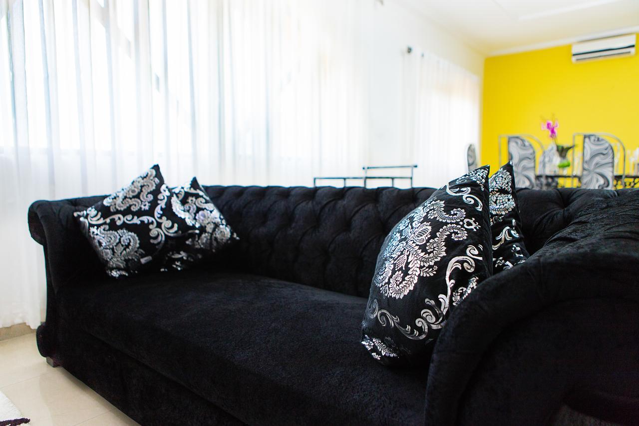 Maxwell Court Apartments Akra Dış mekan fotoğraf