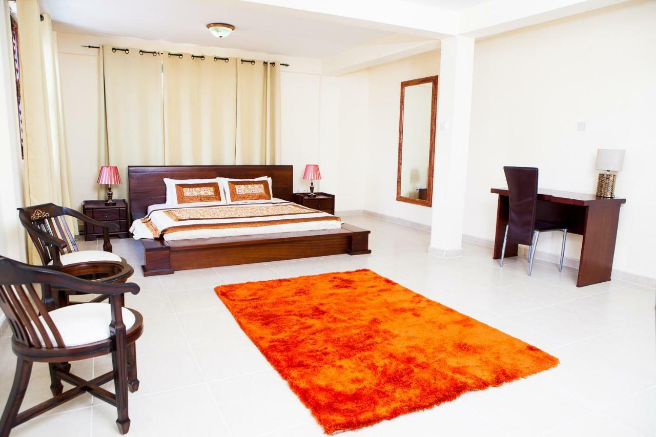 Maxwell Court Apartments Akra Dış mekan fotoğraf
